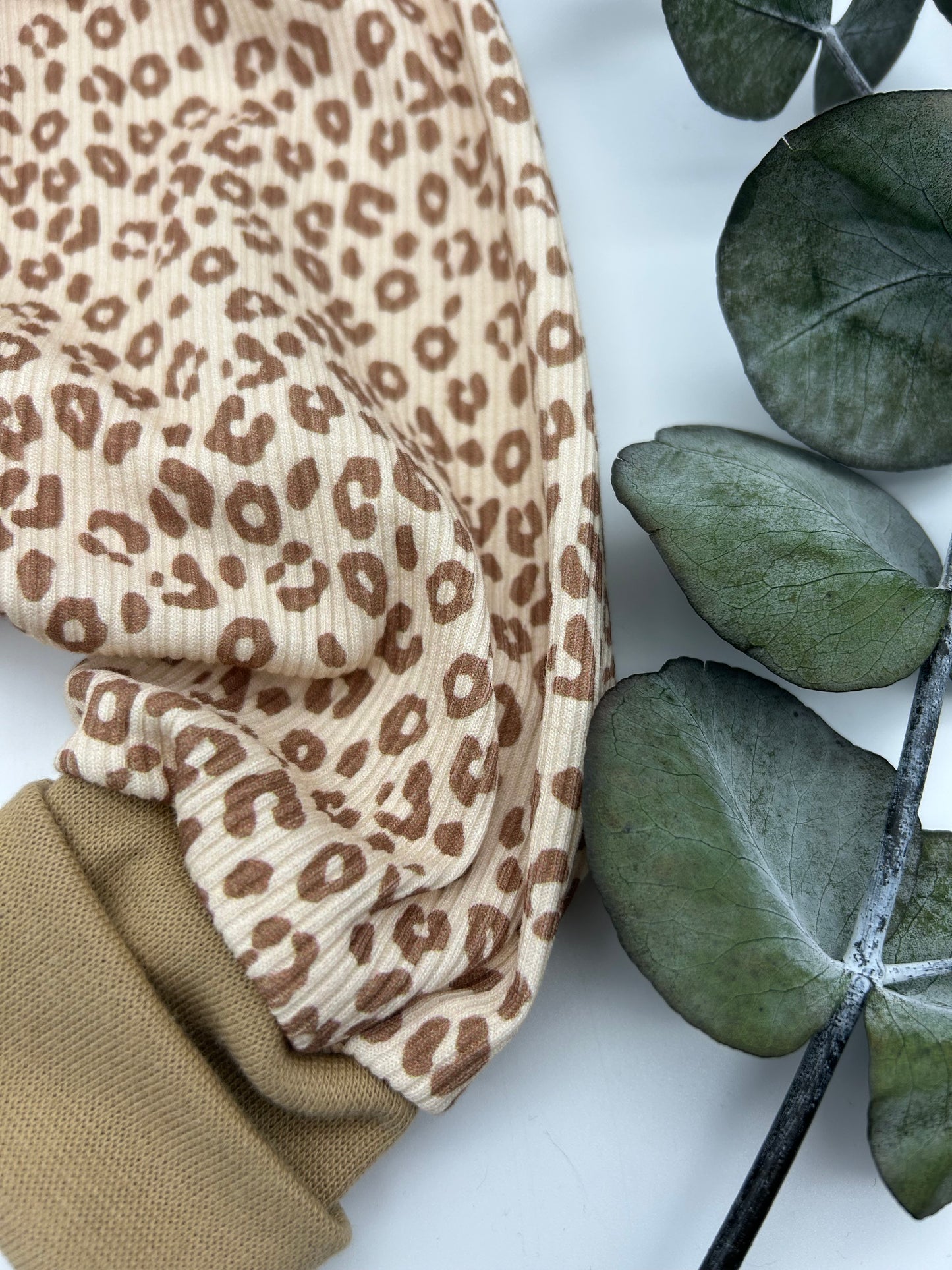 Karamell-Leo RIB Hose