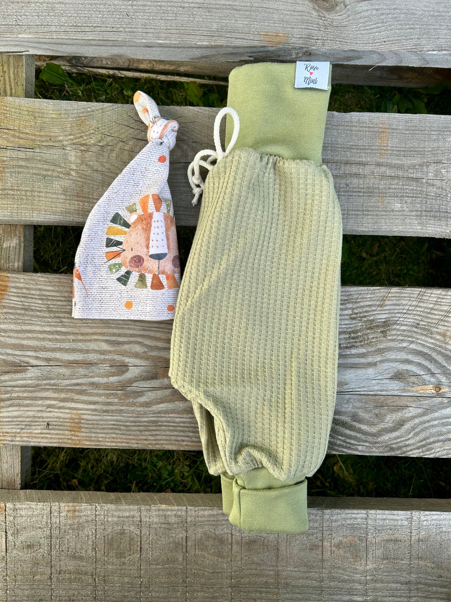 Lindgrüne Waffel Hose