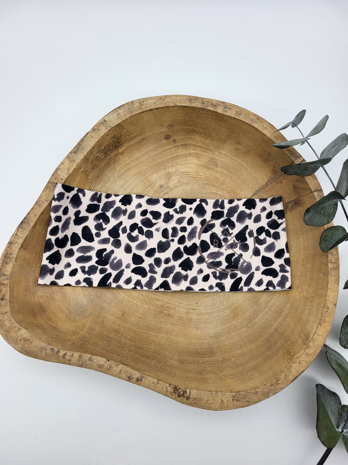 Beige Black Leo Band & Loop