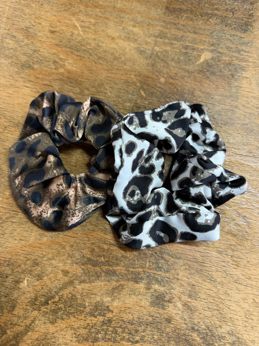 LEO! Scrunchies