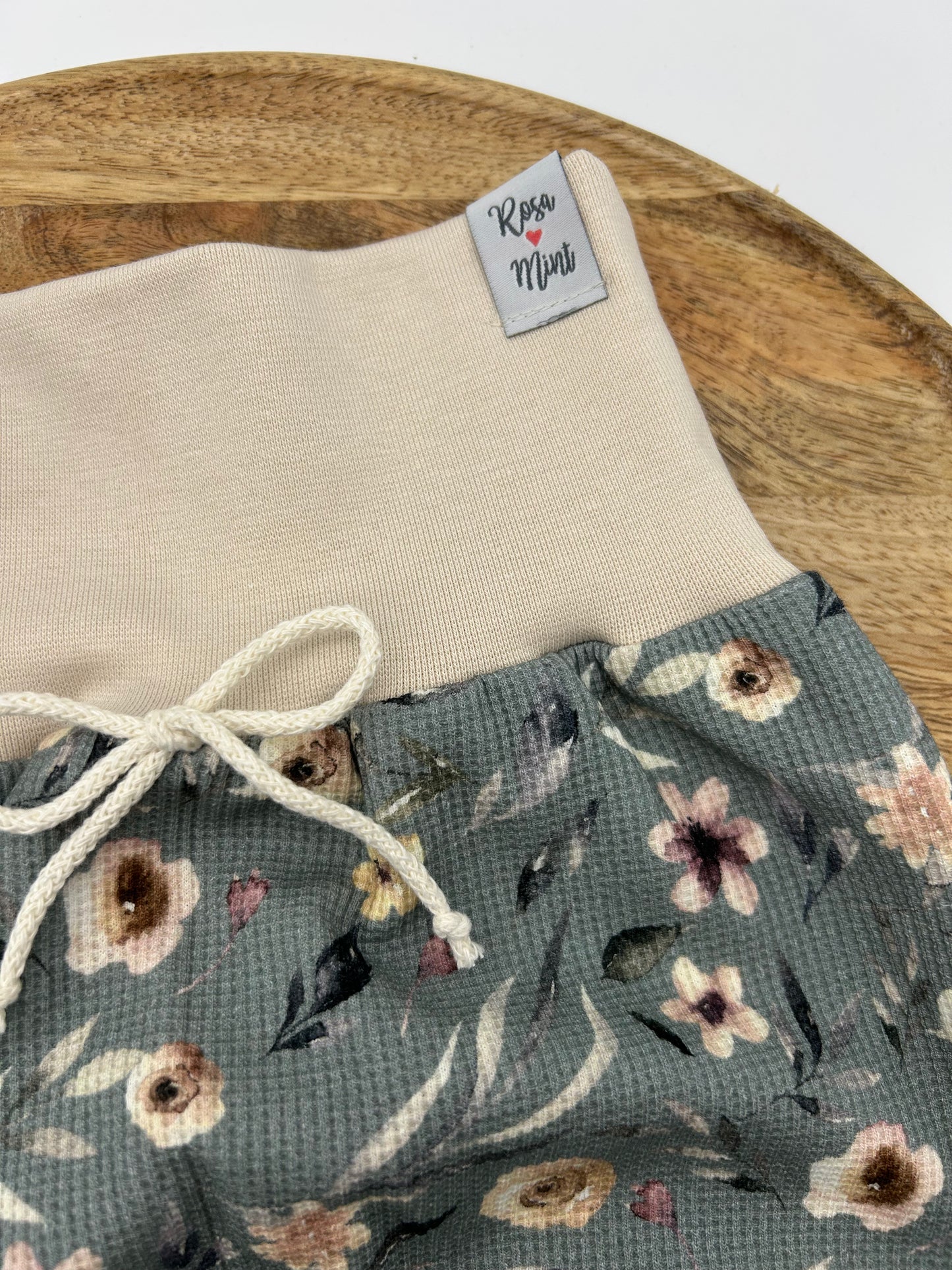 Waldblumen Beige